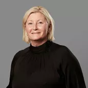 Helle Kongsbak, Isover